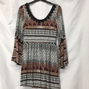 Alya Women’s Bell Sleeve Fit & Flare Scoop Neck Dress Size S Like-NEW